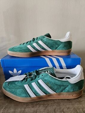 adidas Men’s Gazelle Suede Sneakers - Green/White